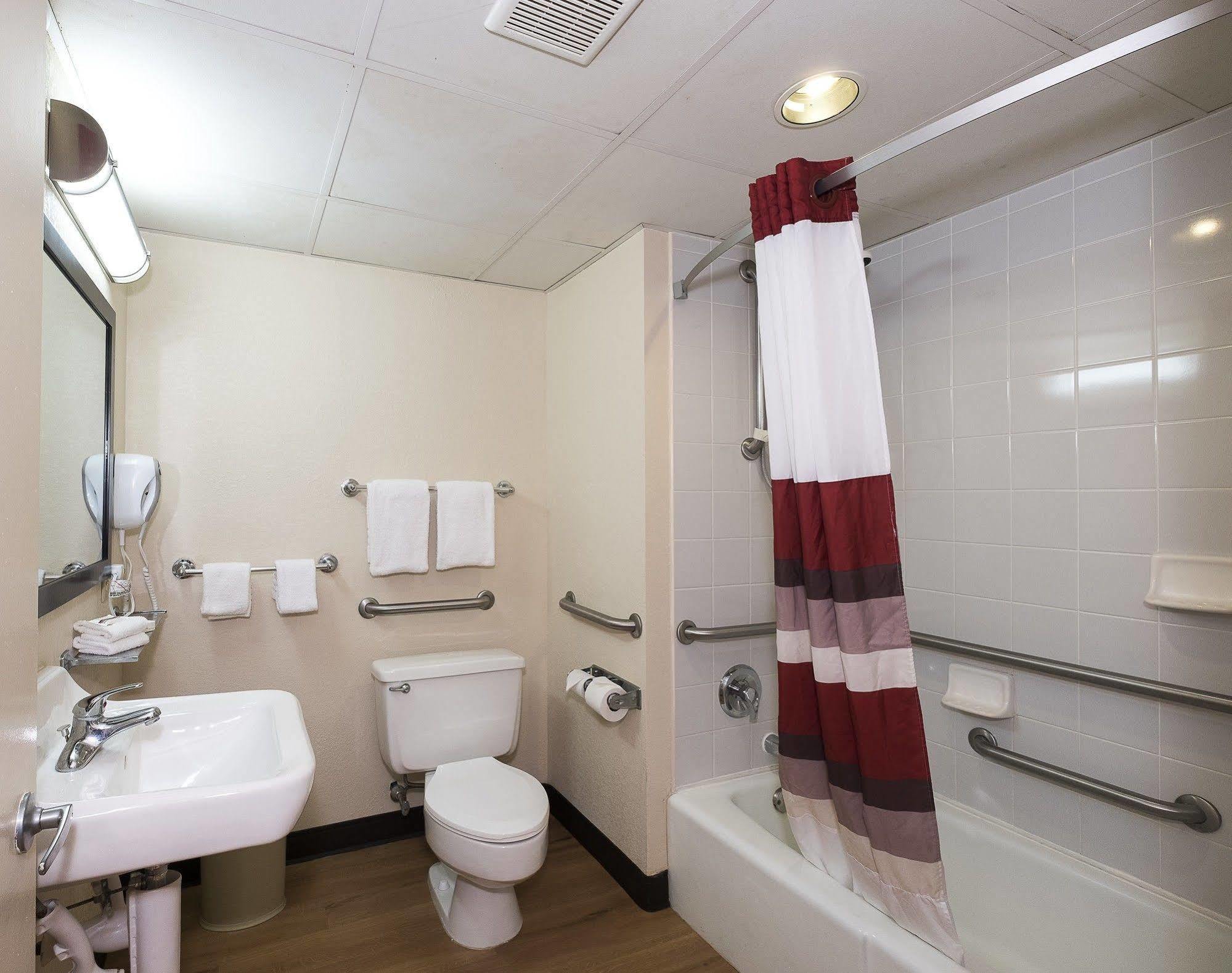 Red Roof Inn Κόρτλαντ Εξωτερικό φωτογραφία